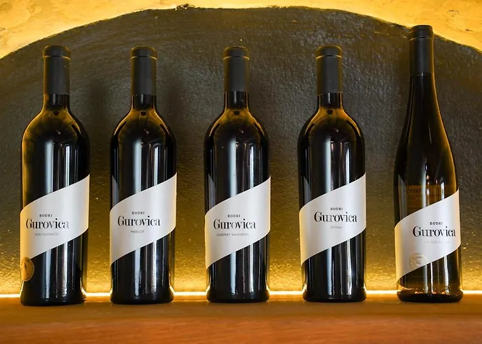 Bodri Pinceszet * Szekszárd