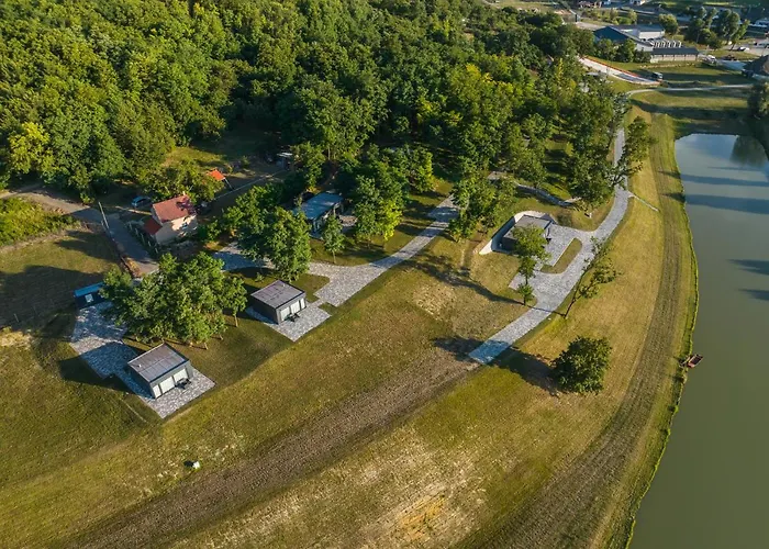 Bodri Pinceszet * Szekszárd