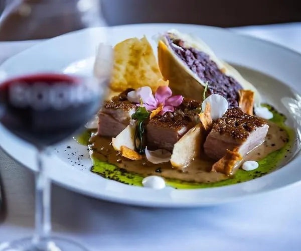 Bodri Pinceszet Ξενοδοχείο *