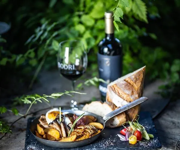 Bodri Pinceszet Szekszárd